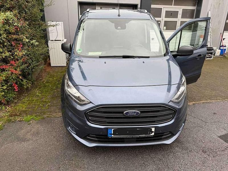 Blau Gebraucht 2023 Ford Transit Trend Van / Kleinbus | 28.490 € - Bild 1/4