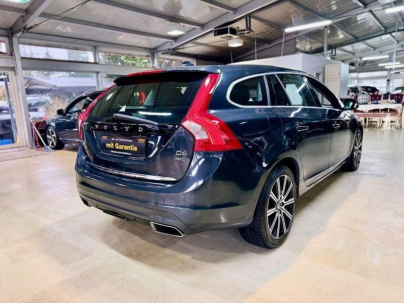 Gebraucht Volvo V60 Summum 215 PS (158 kW) 2014 Grau Kombi