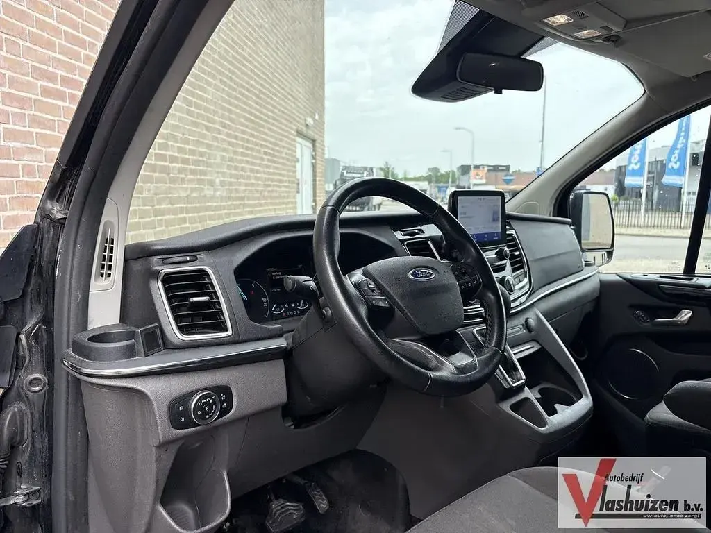 Gebraucht Ford Transit Custom 125 PS (91 kW) 2021 Van / Kleinbus