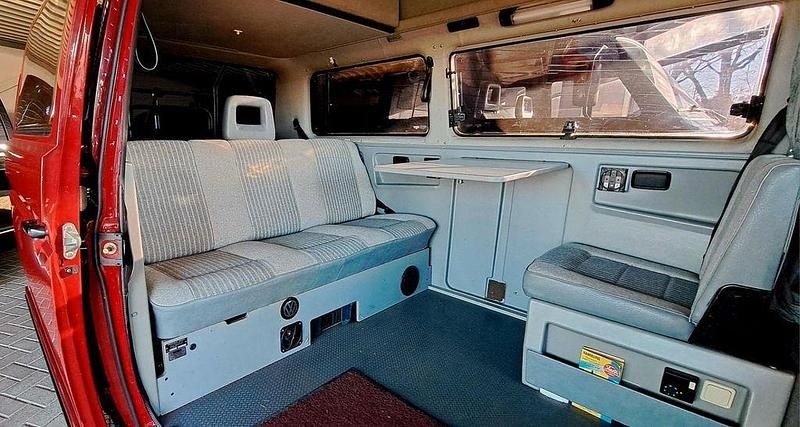 Usado VW Multivan 69 HP (50 kW) 1988 Vermelho Monovolume