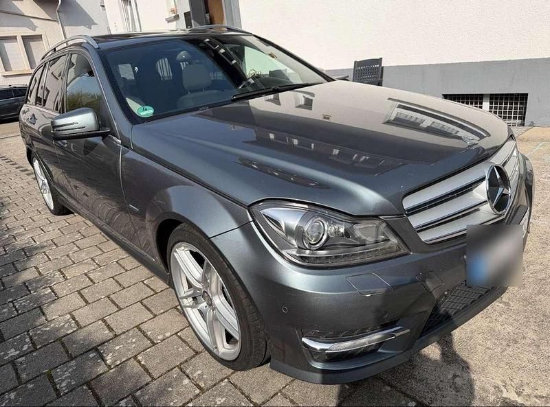 Gebraucht Mercedes C250 204 PS (150 kW) 2012 Kombi