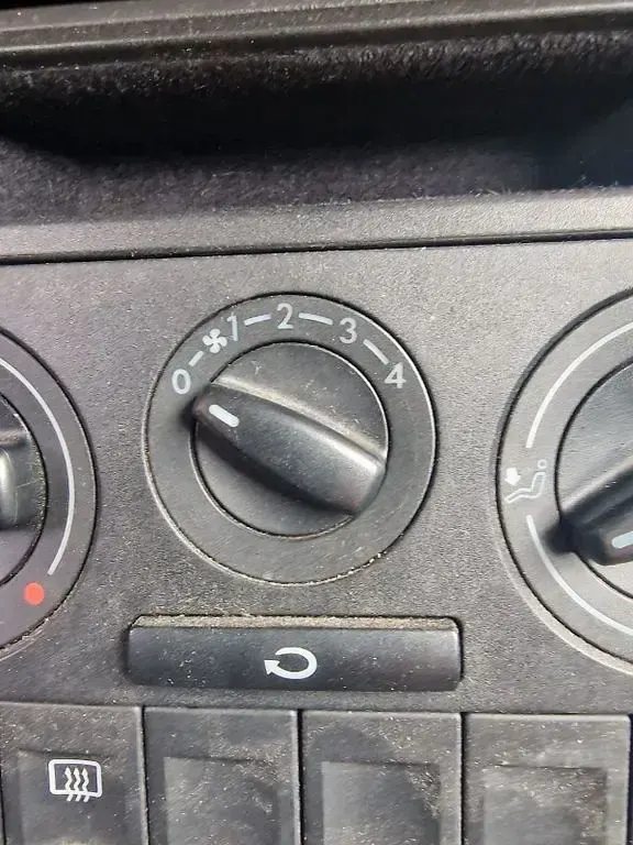 Brugt VW Polo Highline 60 HK (44 kW) 2001 Blå Sedan