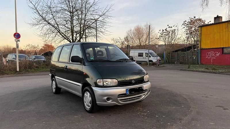 Gebraucht Nissan Serena 98 PS (72 kW) 2000 Grün Van / Kleinbus