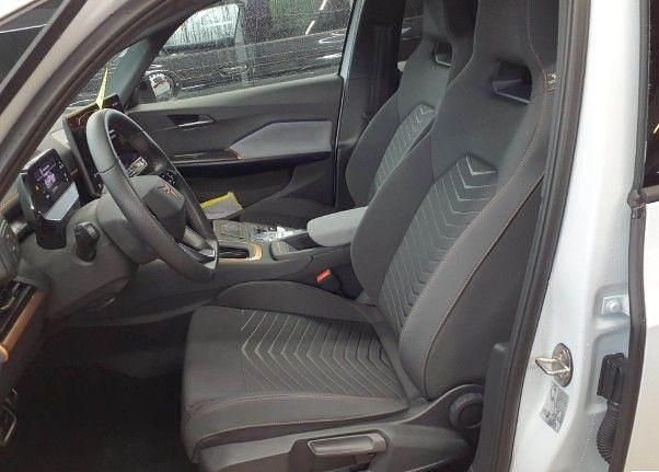 Second-hand Cupra Born 169 kW (231 CP) 2025 Alb Hatchback