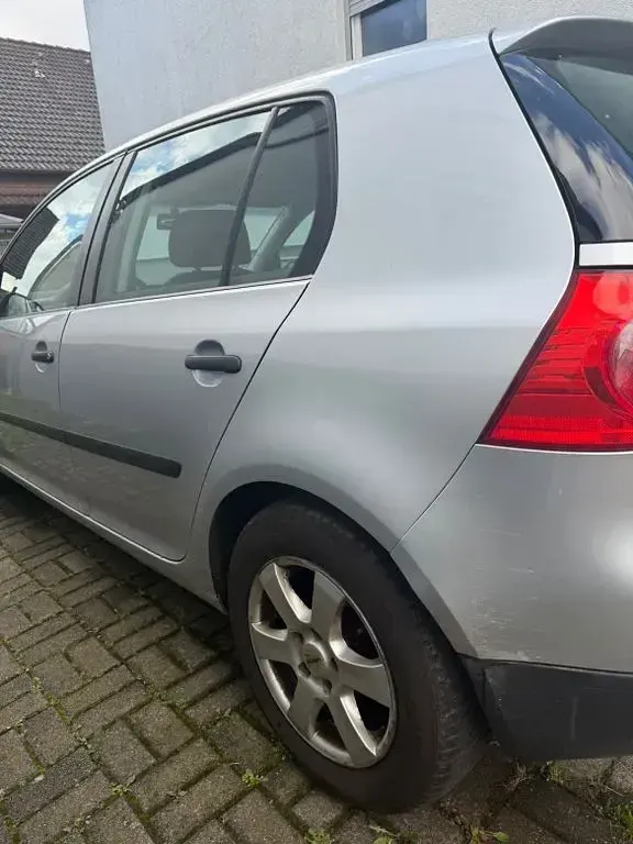Gebraucht VW Golf IV 75 PS (55 kW) 2005 Silber Limousine