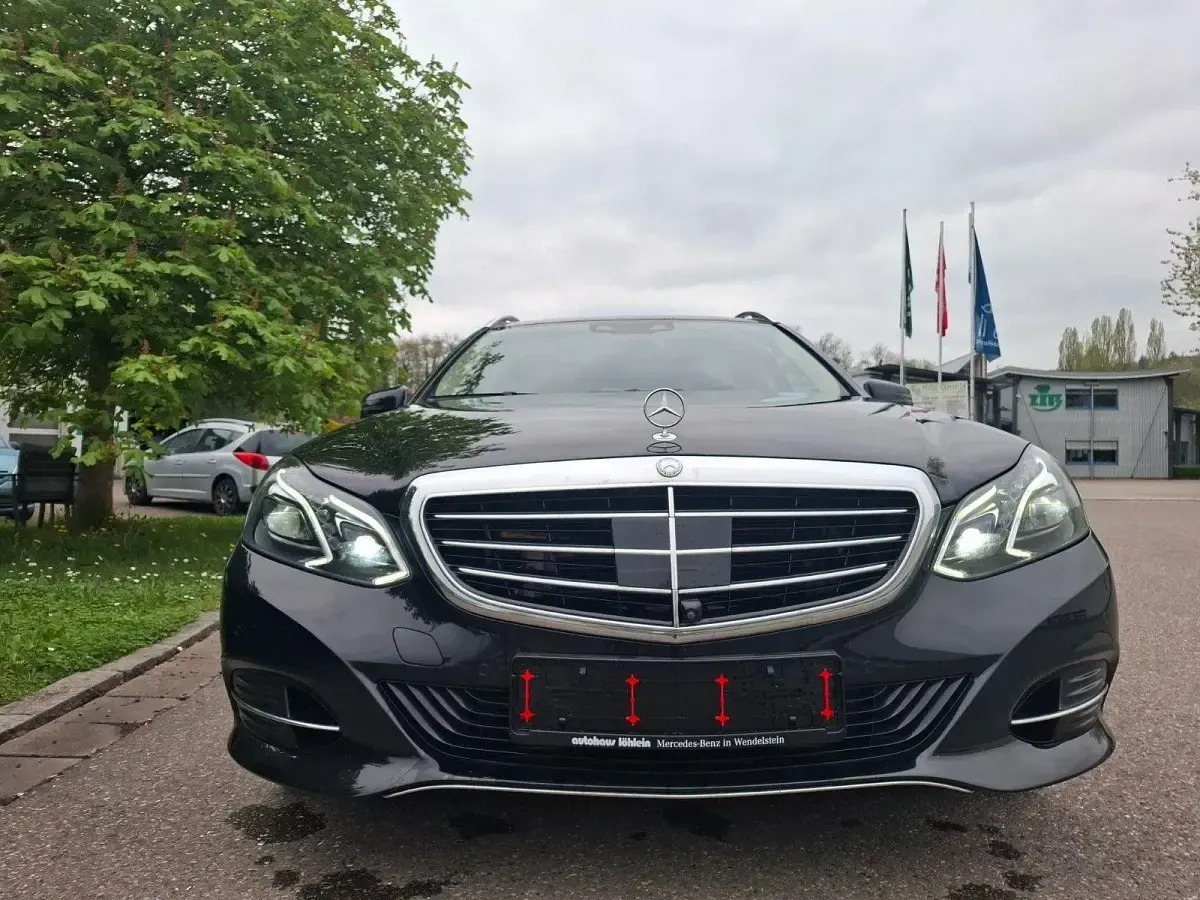 Gebraucht Mercedes E350 252 PS (185 kW) 2013 Schwarz Kombi