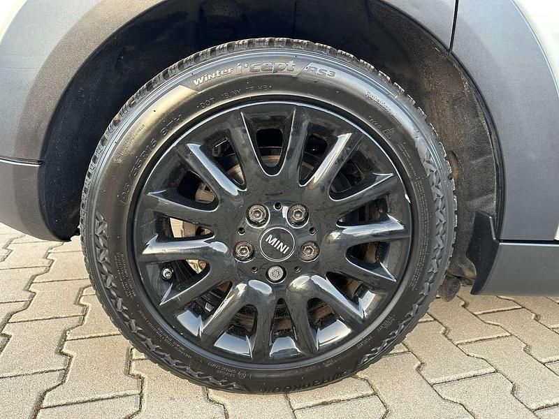 Gebraucht Mini Cooper 136 PS (100 kW) 2016 White silver metallic Kleinwagen