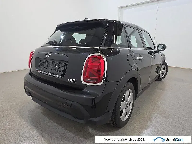 Occasion Mini ONE 102 PK (75 kW) 2022 Zwart Hatchback