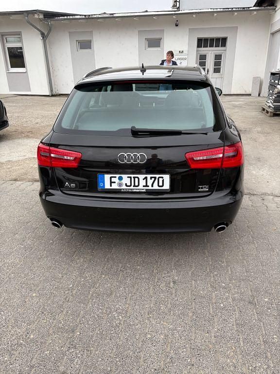 Gebraucht Audi A6 Sport 245 PS (180 kW) 2013 Schwarz Kombi