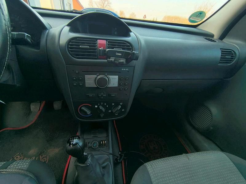 Gebraucht Opel Combo 75 PS (55 kW) 2010 Weiß Van / Kleinbus