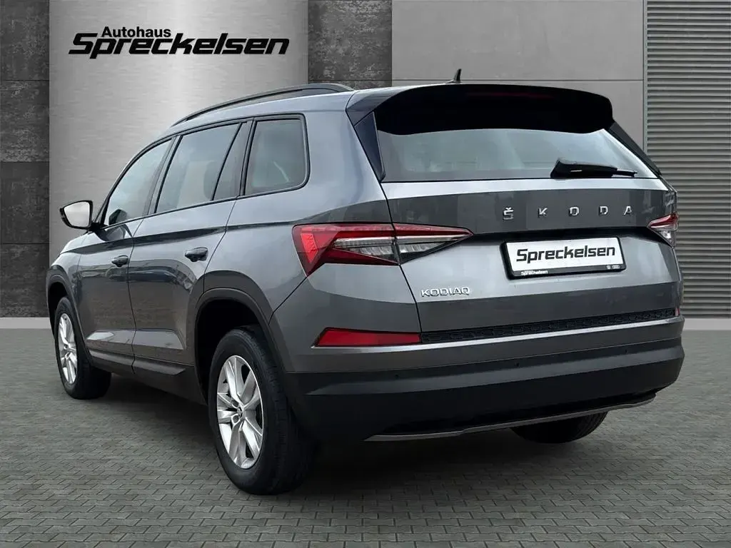 Gebraucht Skoda Kodiaq Ambition 150 PS (110 kW) 2022 Grau SUV