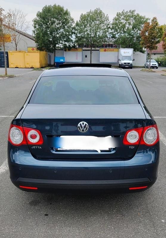 Blau Gebraucht 2007 VW Jetta Limousine | 2.650 € (Guter Preis) - Bild 1/4