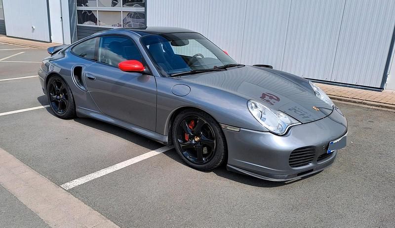 Grau Gebraucht 2002 Porsche 996 Turbo Coupé | 67.000 € (Guter Preis) - Bild 1/4