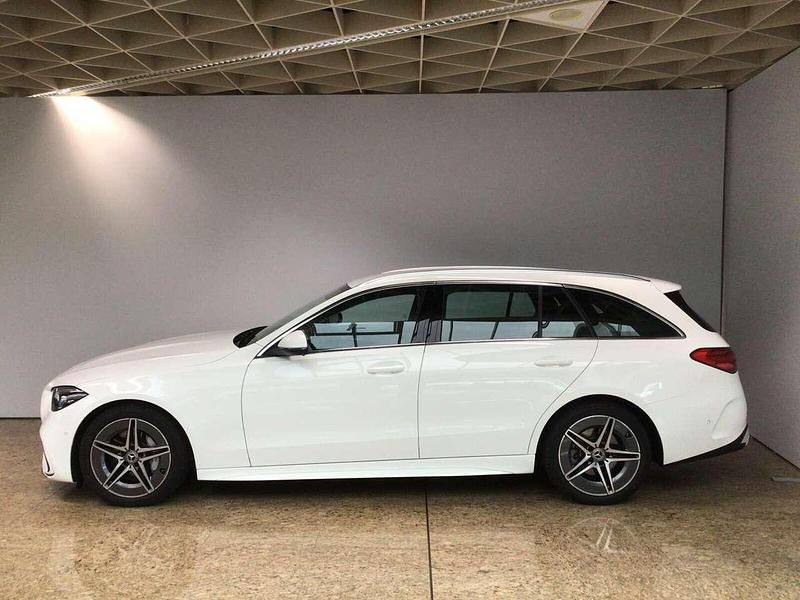 Gebraucht Mercedes C200 Advanced Plus 204 PS (150 kW) 2025 Unilack polarweiß Kombi