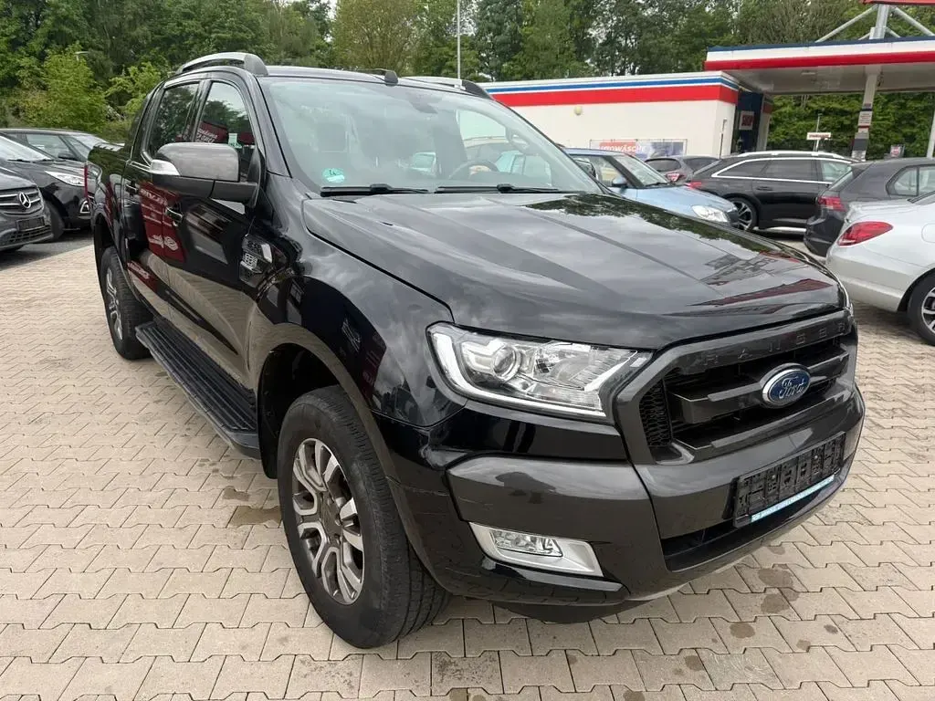 Używany Ford Ranger Wildtrack 200 KM (147 kW) 2016 Czarny Pickup