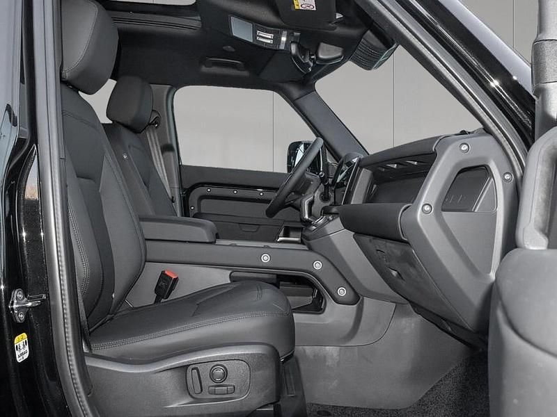 Gebraucht Land Rover Defender SE Dynamic 304 PS (223 kW) 2025 Santorini black SUV