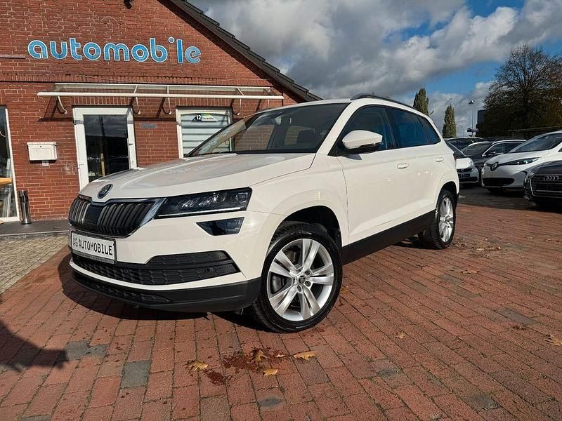 Weiß Gebraucht 2019 Skoda Karoq Style SUV | 18.900 € (Fairer Preis) - Bild 1/4