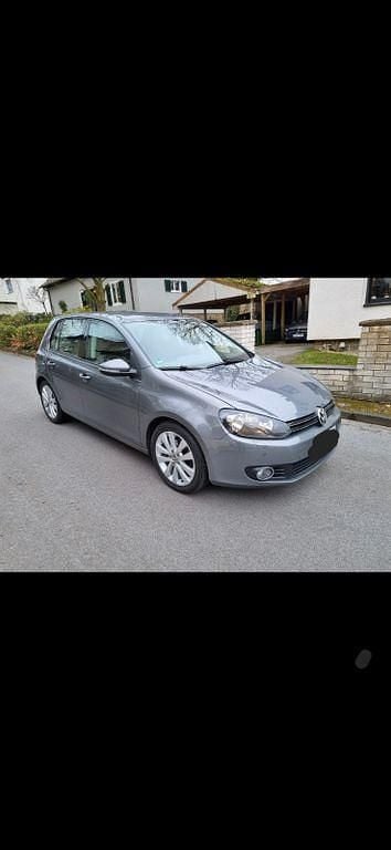 Grau Gebraucht 2009 VW Golf VI Comfortline Limousine | 6.250 € (Etwas zu teuer) - Bild 1/4