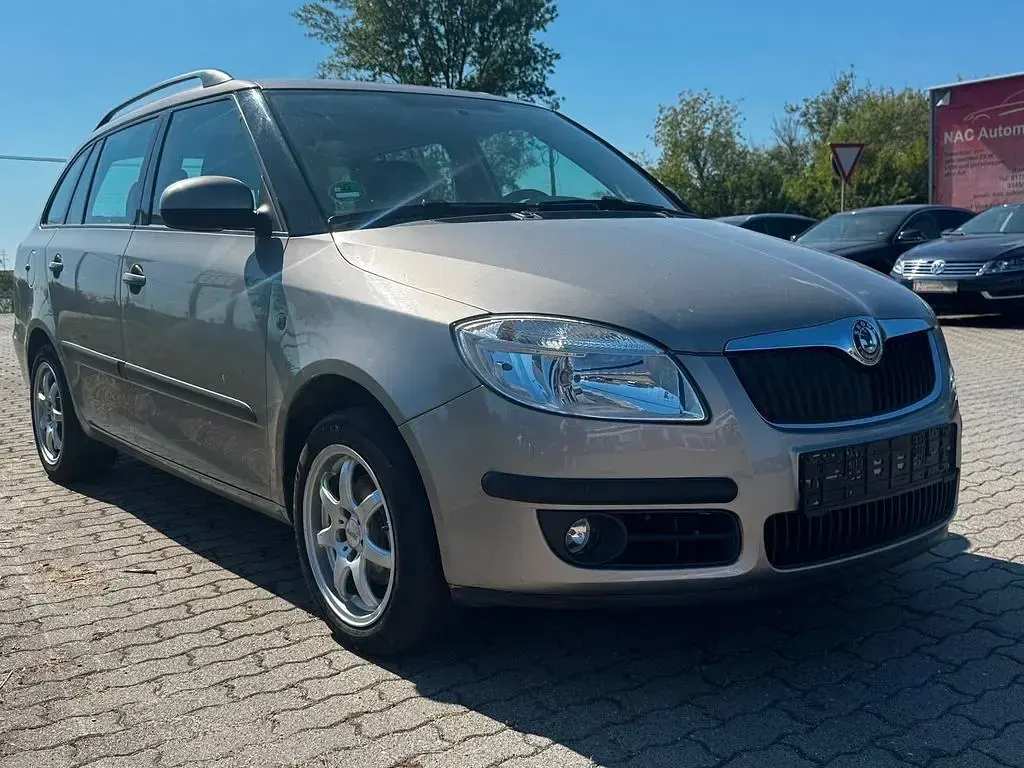 Gebraucht Skoda Fabia Ambiente 86 PS (63 kW) 2008 Beige Kombi