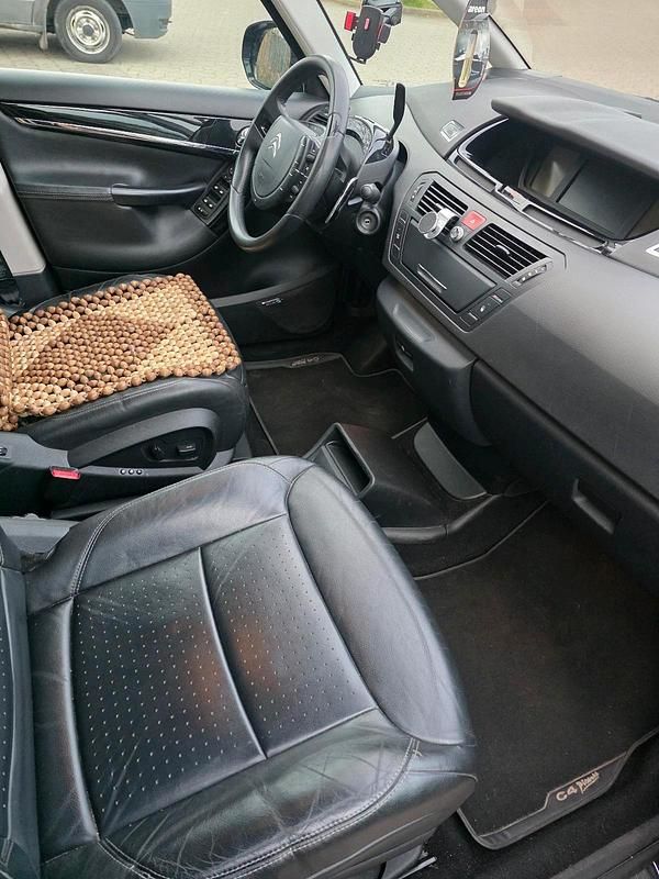 Second-hand Citroën C4 163 CP (119 kW) 2011 Albastru Monovolum