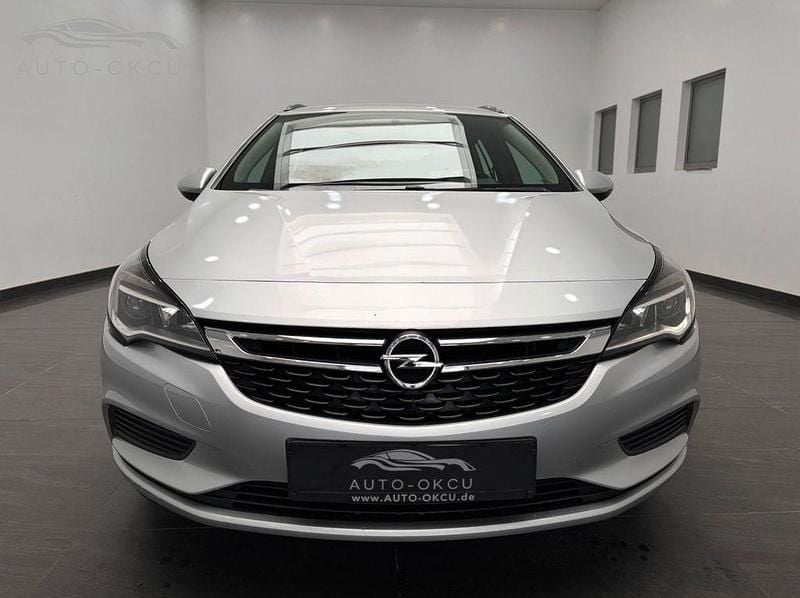 Gebraucht Opel Astra 95 PS (69 kW) 2018 Silber Kombi