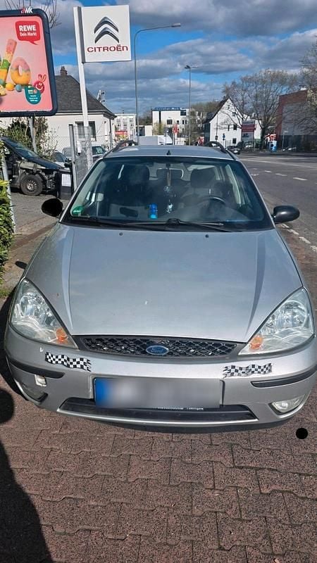 Second-hand Ford Focus 100 CP (73 kW) 2004 Gri Break
