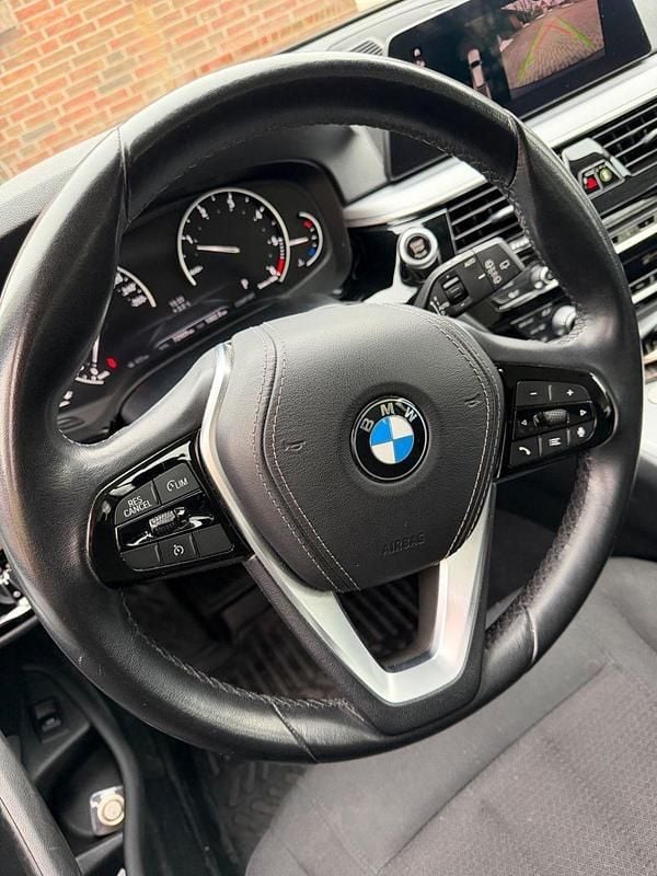 Gebraucht BMW 520 190 PS (139 kW) 2021 Schwarz Kombi