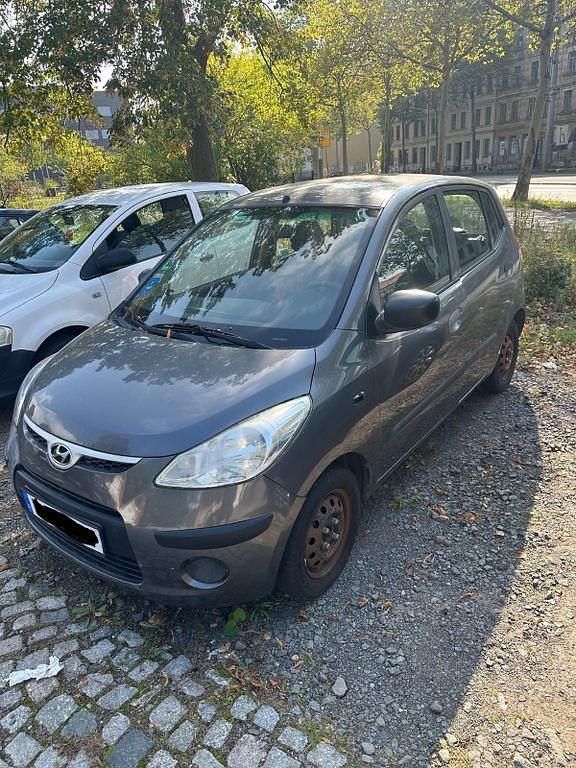 Grau Gebraucht 2009 Hyundai i10 Classic Kleinwagen | 1.000 € (Superpreis) - Bild 1/4