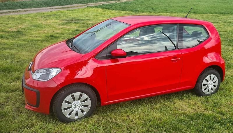 Second-hand VW up! 60 CP (44 kW) 2020 Roșu Hatchback