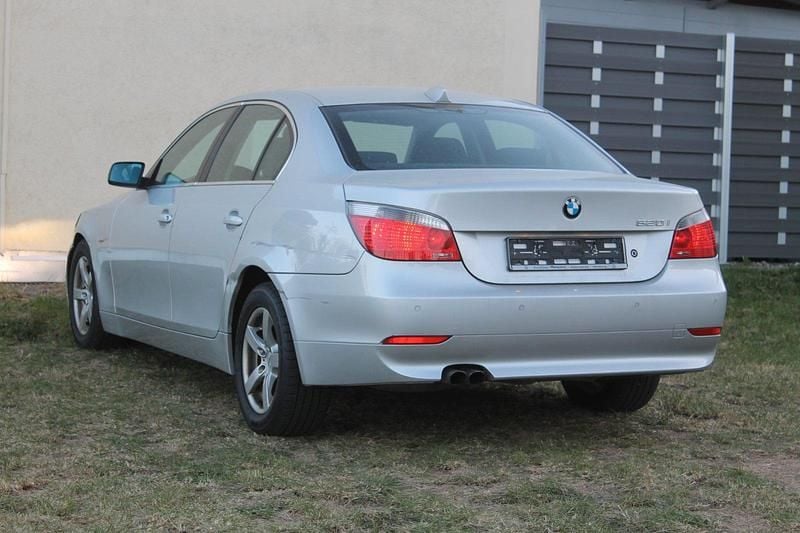 Gebraucht BMW 520 170 PS (125 kW) 2005 Silber Limousine