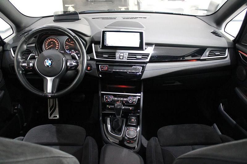Gebraucht BMW 220 M Sport 190 PS (139 kW) 2016 Blau Van / Kleinbus
