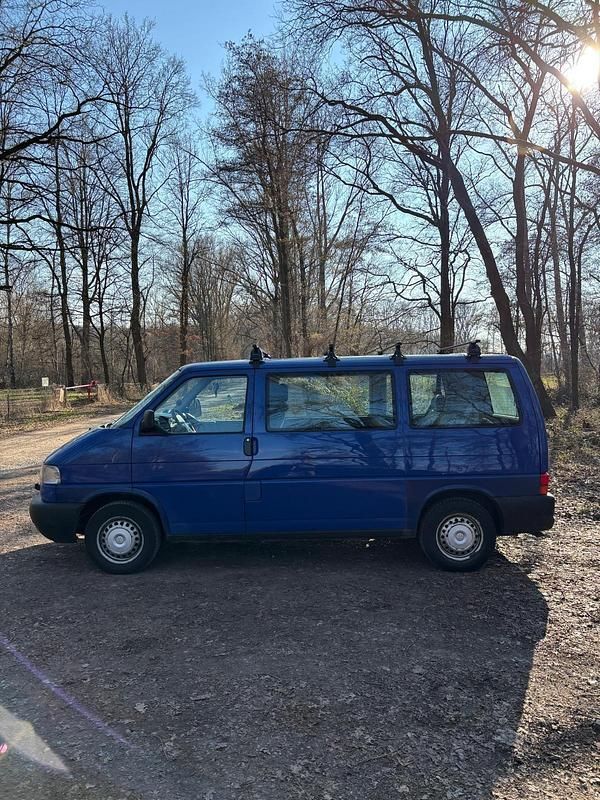 Gebraucht VW T4 88 PS (64 kW) 2000 Blau Van