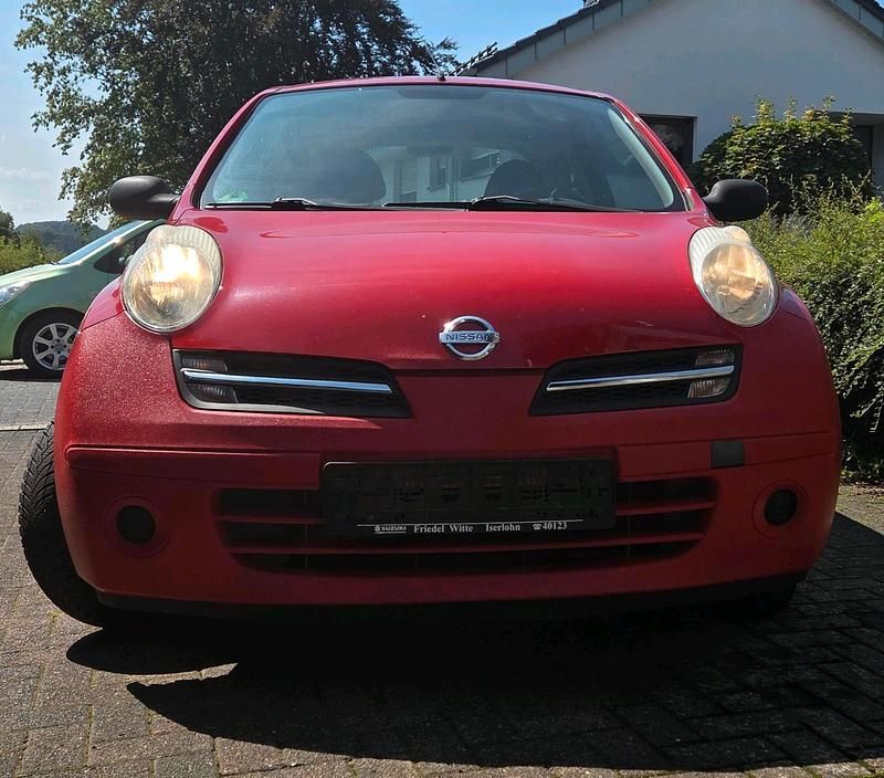 Rot Gebraucht 2005 Nissan Micra Kleinwagen | 590 € (Superpreis) - Bild 1/4