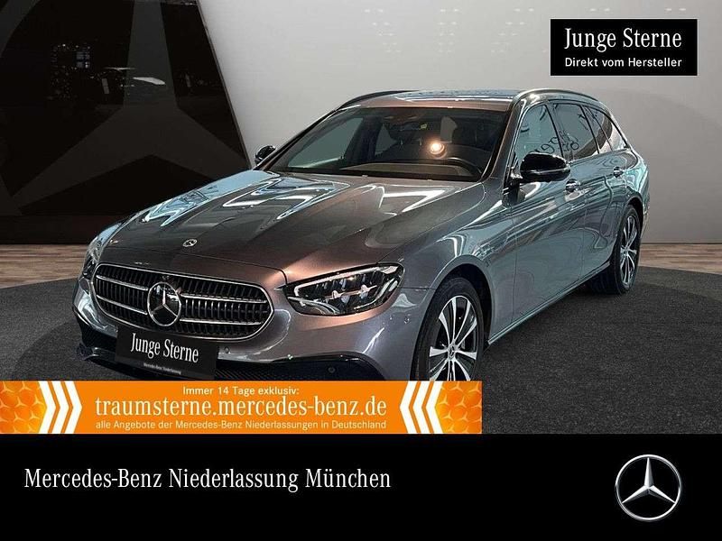Grau Gebraucht 2022 Mercedes E300 Avantgarde Limousine | 28.990 € (Guter Preis) - Bild 1/3