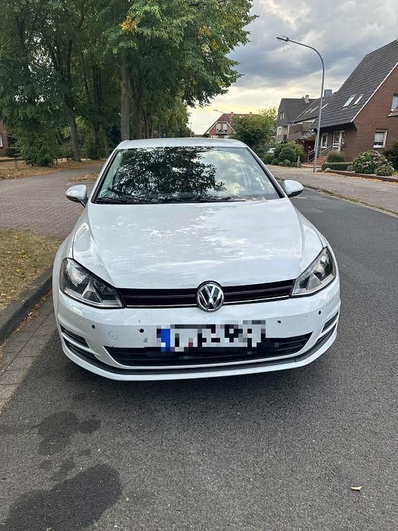 Weiß Gebraucht 2014 VW Golf VII Cup Kombi | 7.400 € (Superpreis) - Bild 1/4