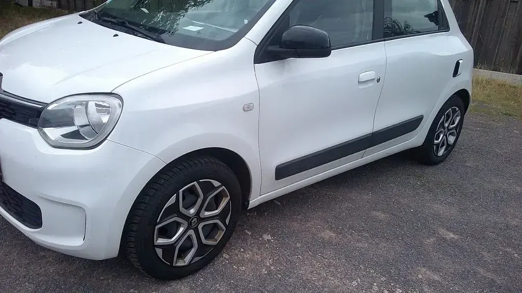 Gebraucht Renault Twingo Equilibre 65 PS (47 kW) 2023 Weiß Kleinwagen