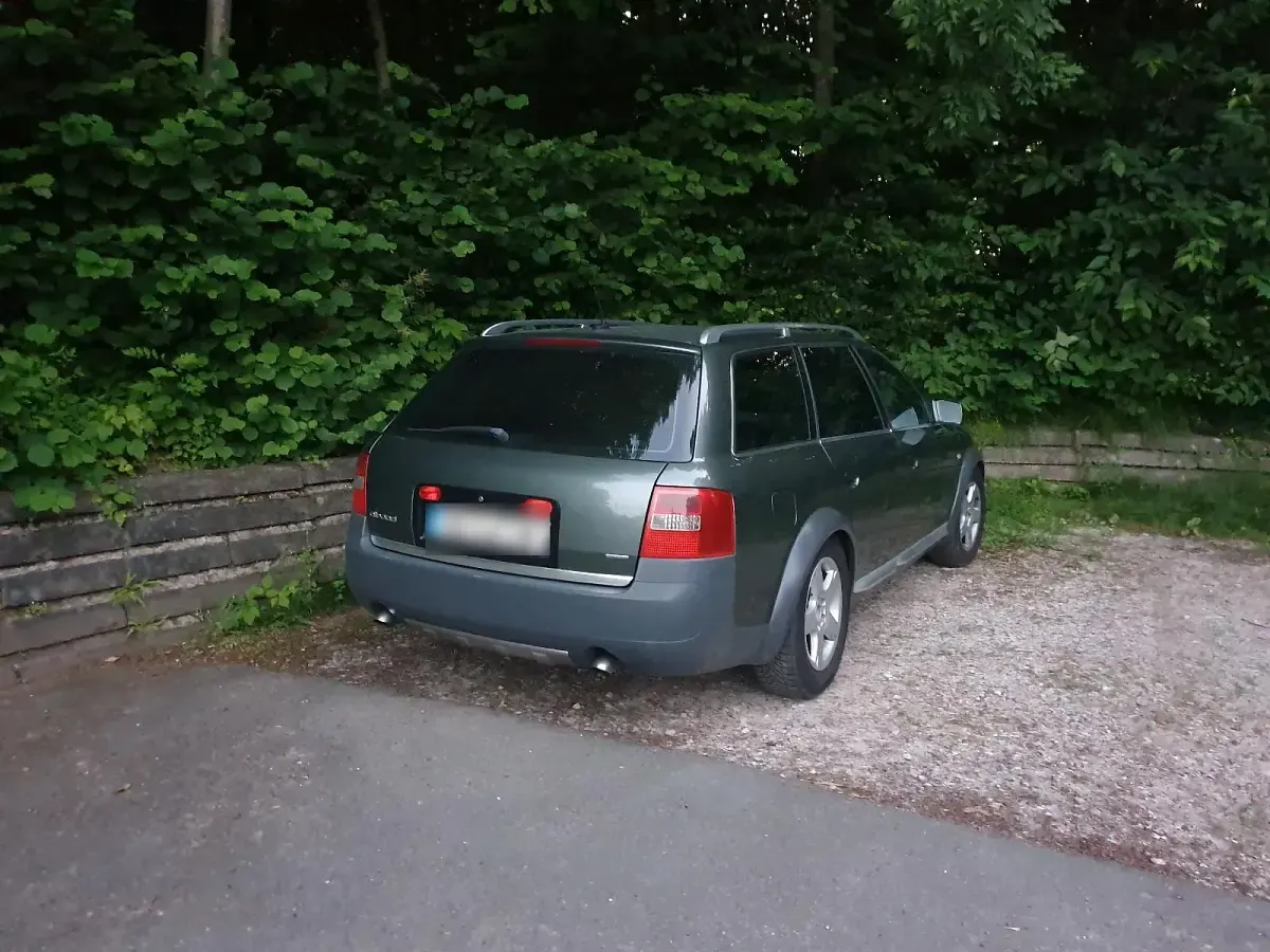 Gebraucht Audi A6 180 PS (132 kW) 2002 Grün Kombi