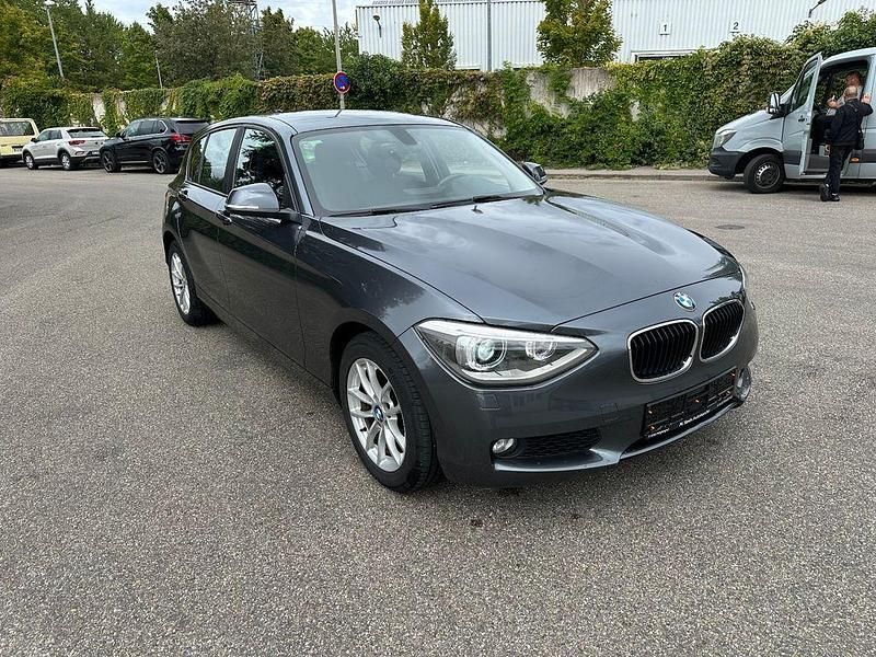 Grau Gebraucht 2014 BMW 116 Kleinwagen | 10.899 € (Fairer Preis) - Bild 1/4