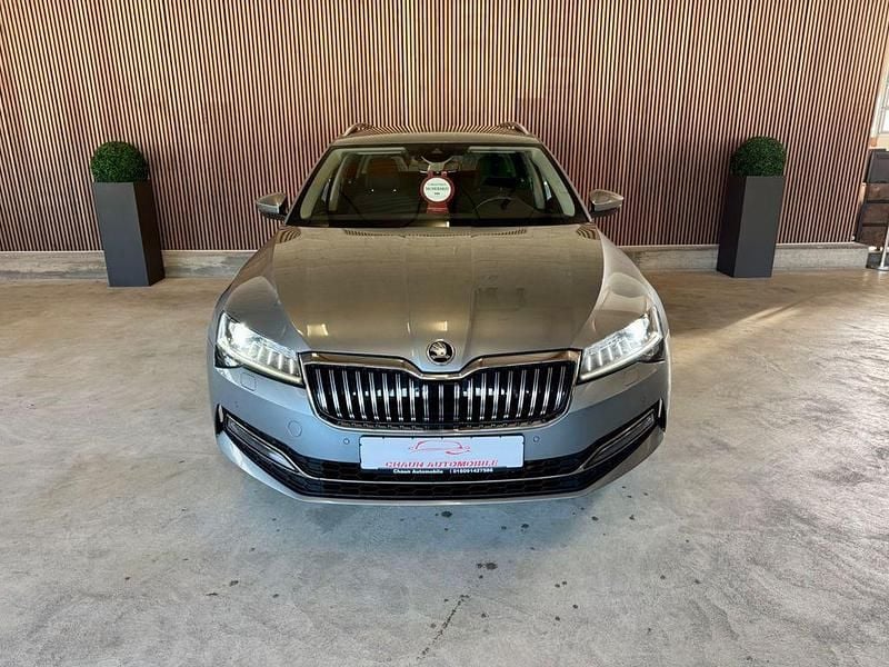 Gebraucht Skoda Superb 190 PS (139 kW) 2019 Grau Kombi