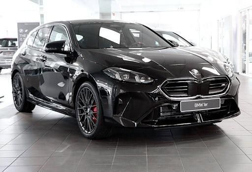 Neu BMW M135 300 PS (220 kW) 2026 Schwarz Kleinwagen