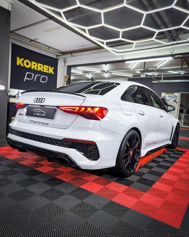 Gebraucht Audi RS3 Sport 400 PS (294 kW) 2022 Weiß Limousine