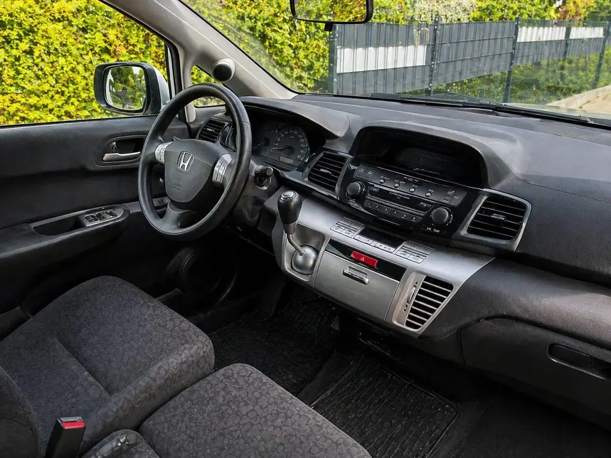 Gebraucht Honda FR-V 125 PS (91 kW) 2006 Silber Van / Kleinbus