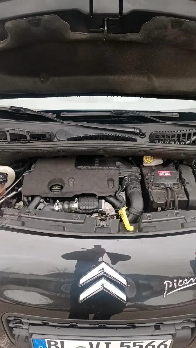 Używany Citroën C3 110 KM (80 kW) 2011 Czarny Minivan