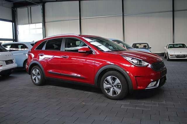 Gebraucht Kia Niro Vision 141 PS (103 kW) 2019 Rot metallic SUV