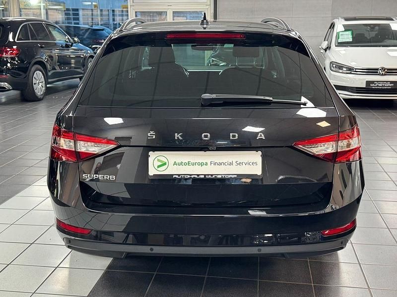 Gebraucht Skoda Superb Ambition 200 PS (147 kW) 2022 Schwarz Kombi