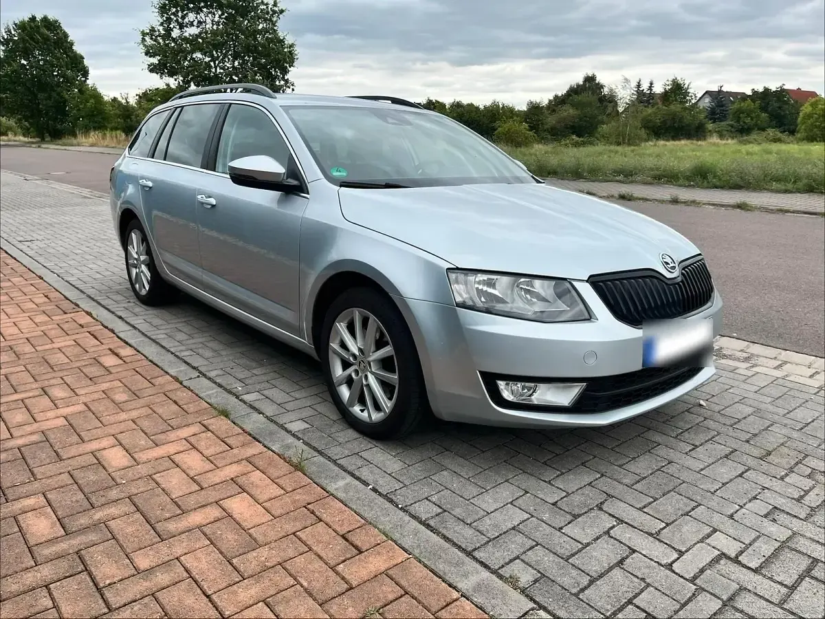 Gebraucht Skoda Octavia 180 PS (132 kW) 2014 Silber Kombi