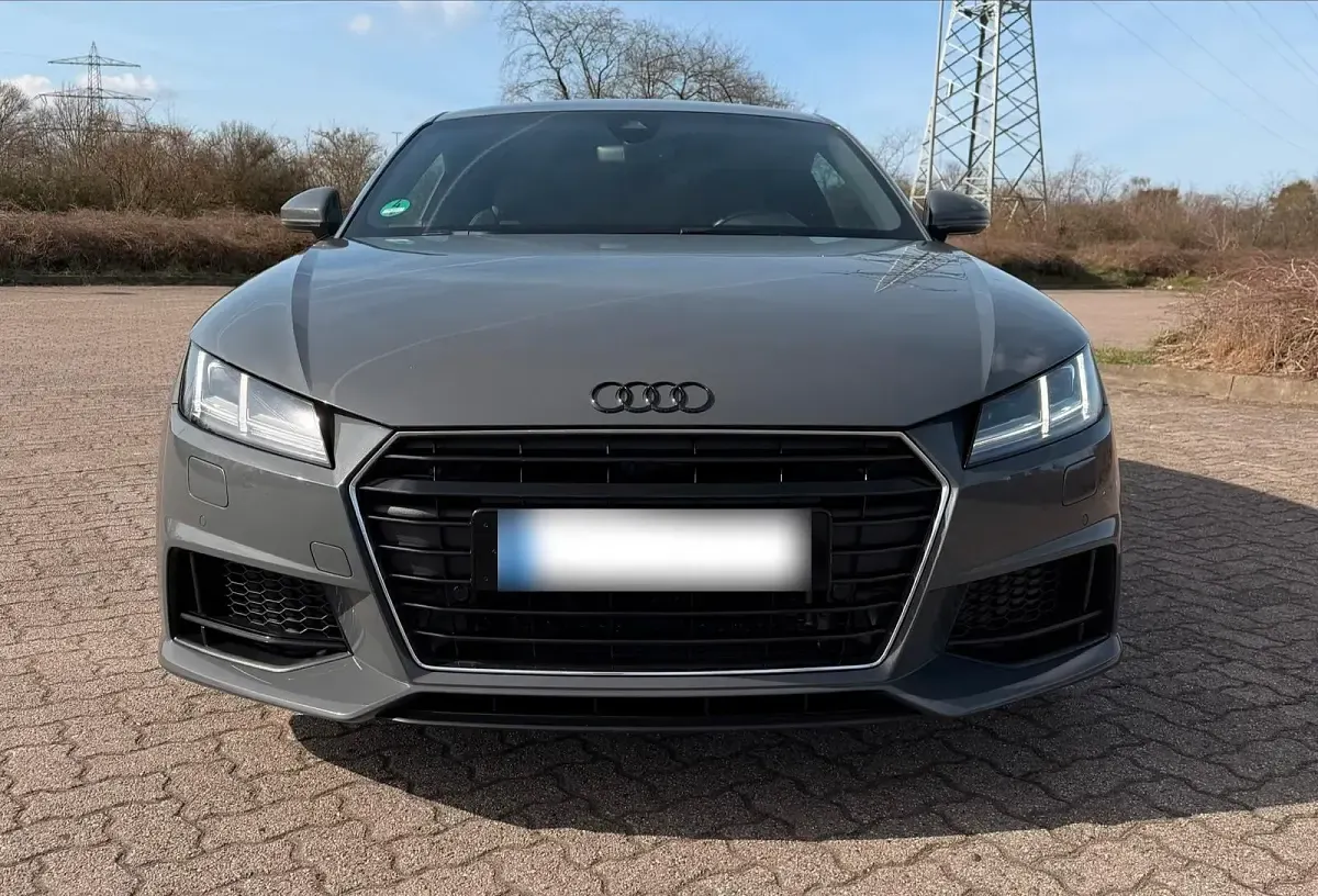 Gebraucht Audi TT S-Line 184 PS (135 kW) 2015 Grau Coupé