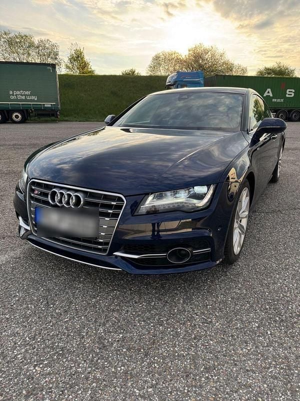 Blau Gebraucht 2014 Audi S7 Sportback Sport Kleinwagen | 30.199 € (Fairer Preis) - Bild 1/4
