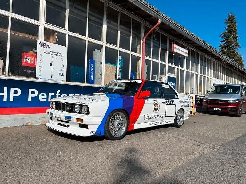 Gebraucht BMW M3 Basis 320 PS (235 kW) 1988 Weiß Coupé