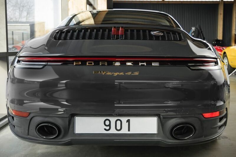 Gebraucht Porsche 992 Edition 450 PS (330 kW) 2021 Grau Cabrio